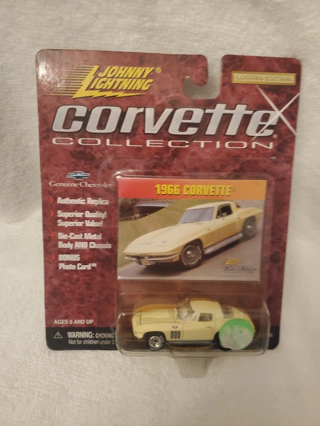1966 Corvette Johnny Lightning Corvette Collection model toy car