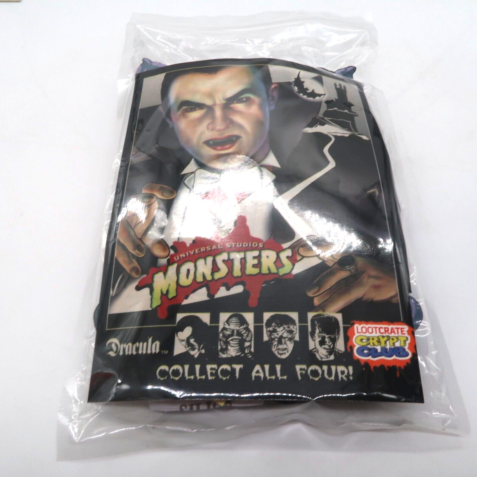 NECA Universal Monsters Dracula Figure Loot Crate Crypt Club Exclusive New