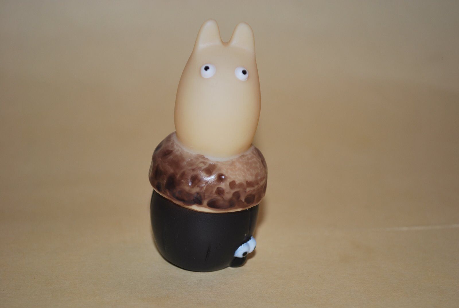 My Neigbor Chibi-Totoro On An Acorn 3-Inch Figurine 