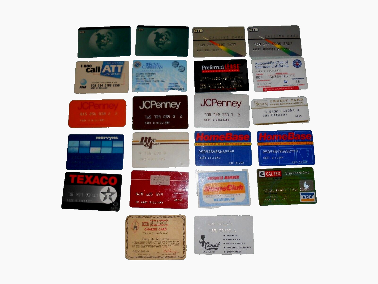 Lot of 22 Expired Credit Service Cards 1950s-1990s Gas, Stores, Men\