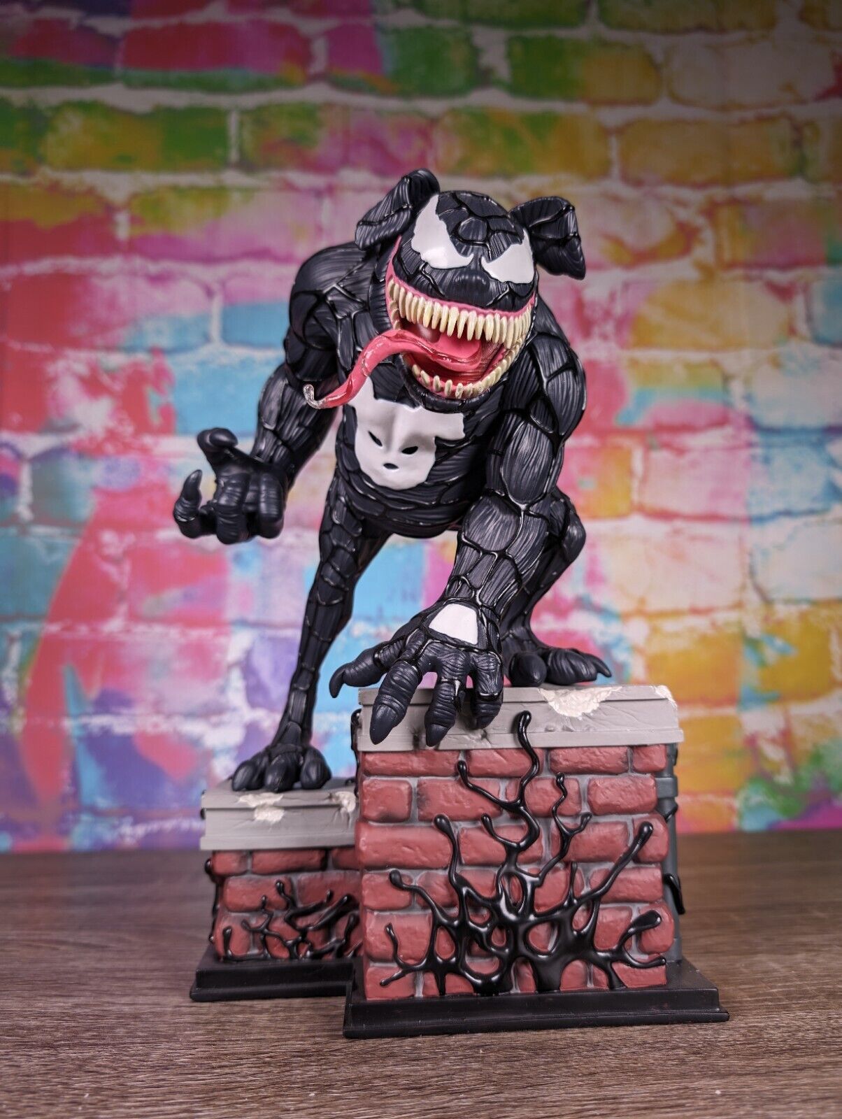 Concrete Jungle Frank Symbiote - English bulldog Venom #25 Of 100