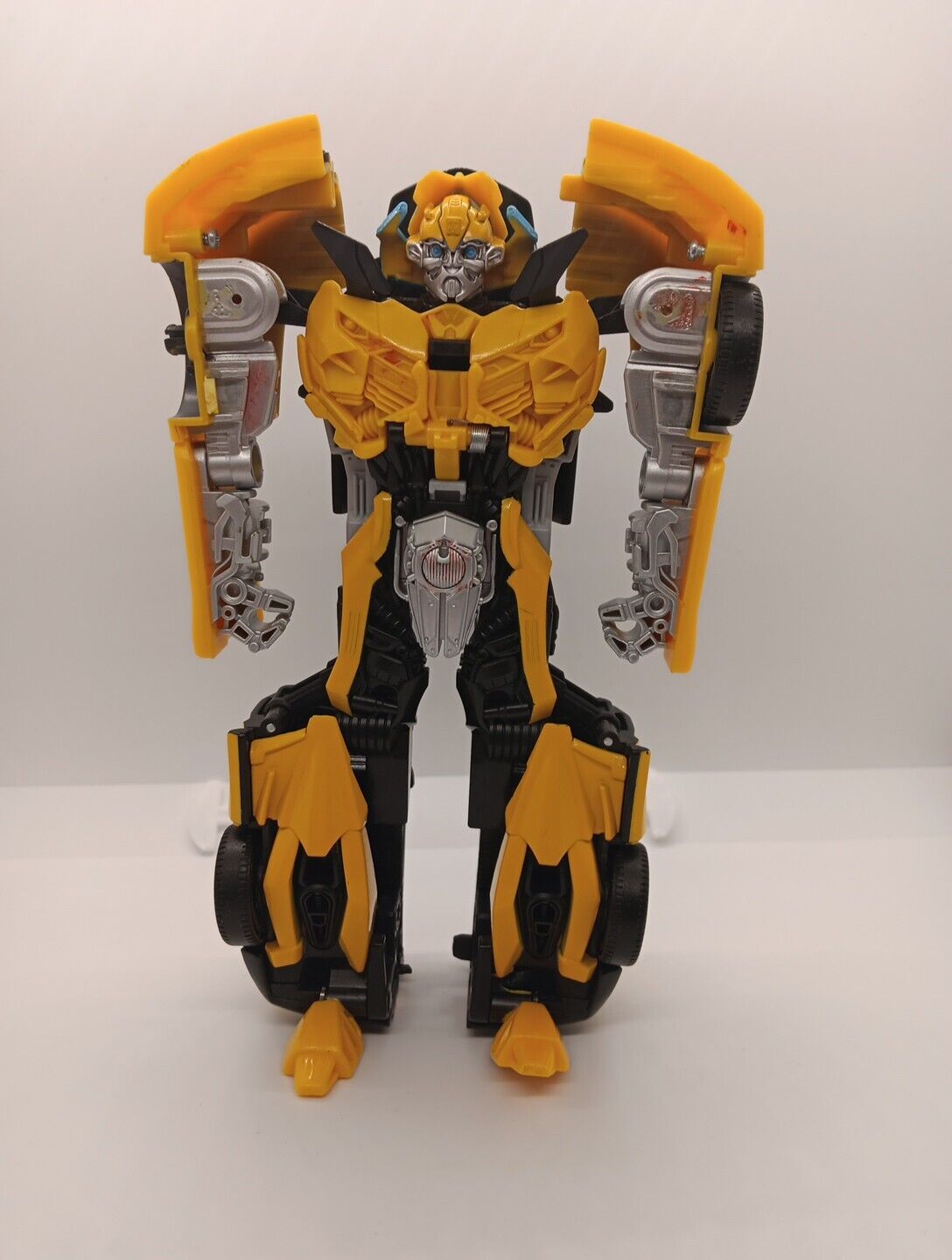  Transformers Last Knight Armor C1319 Turbo Changer Bumblebee From Hasbro