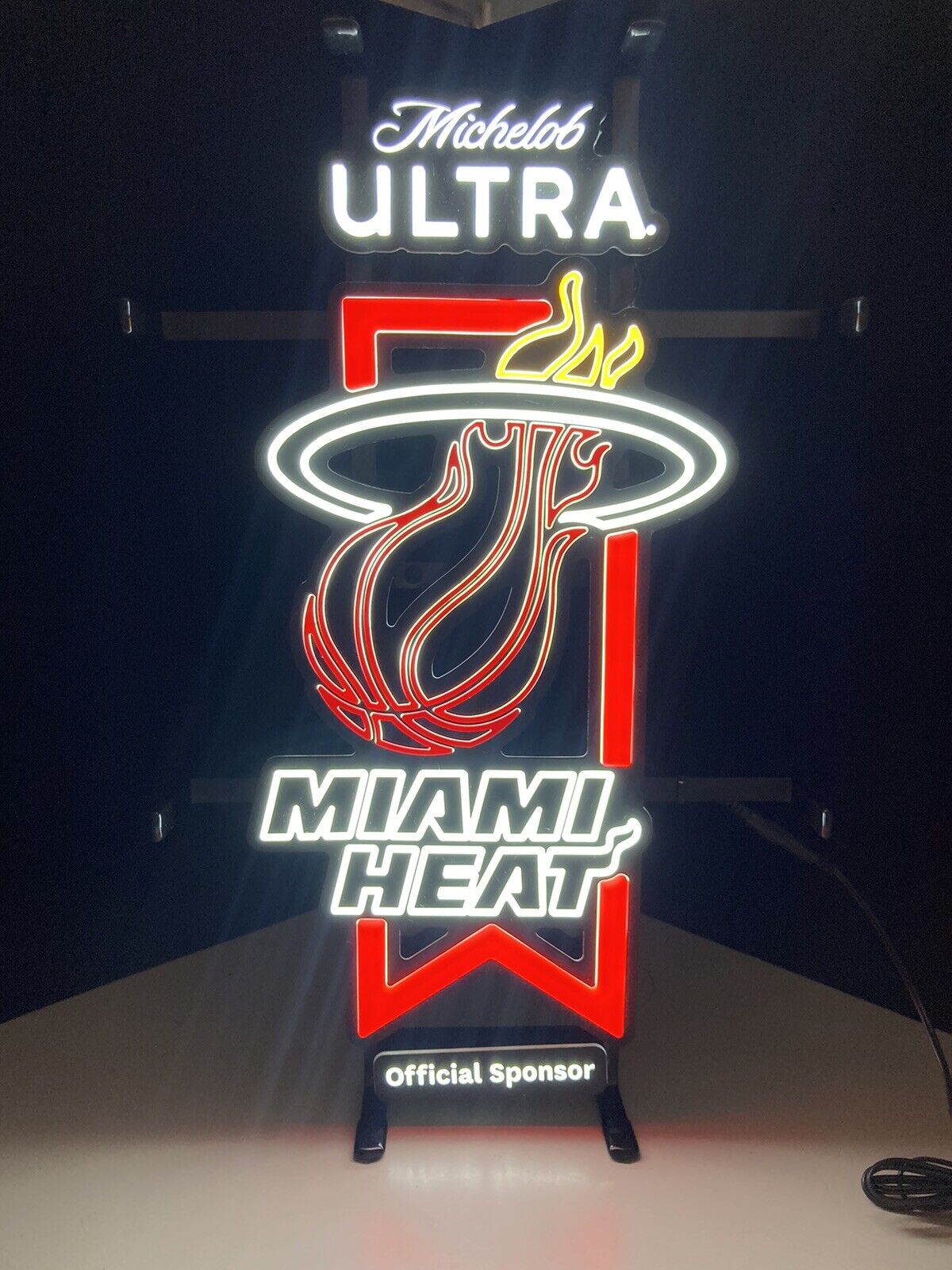 New Michelob Ultra Miami Heat LED Light Beer Sign Not Neon bar light Busch