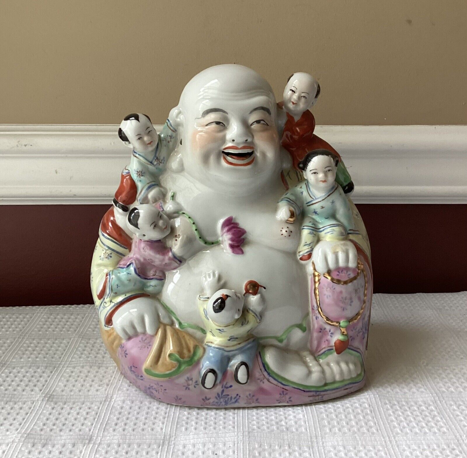 VTG Chinese Porcelain Happy Buddha with Children Figurine, Unmarked, 8 3/4\