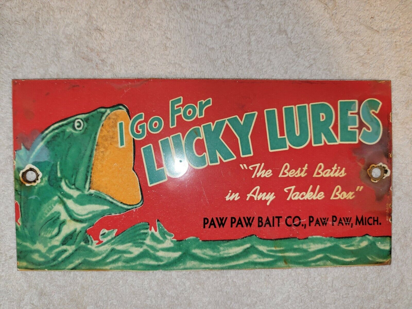 VINTAGE LUCKY LURES PORCELAIN SIGN PAW PAW BAIT COMPANY FISHING LURES CAMPING 