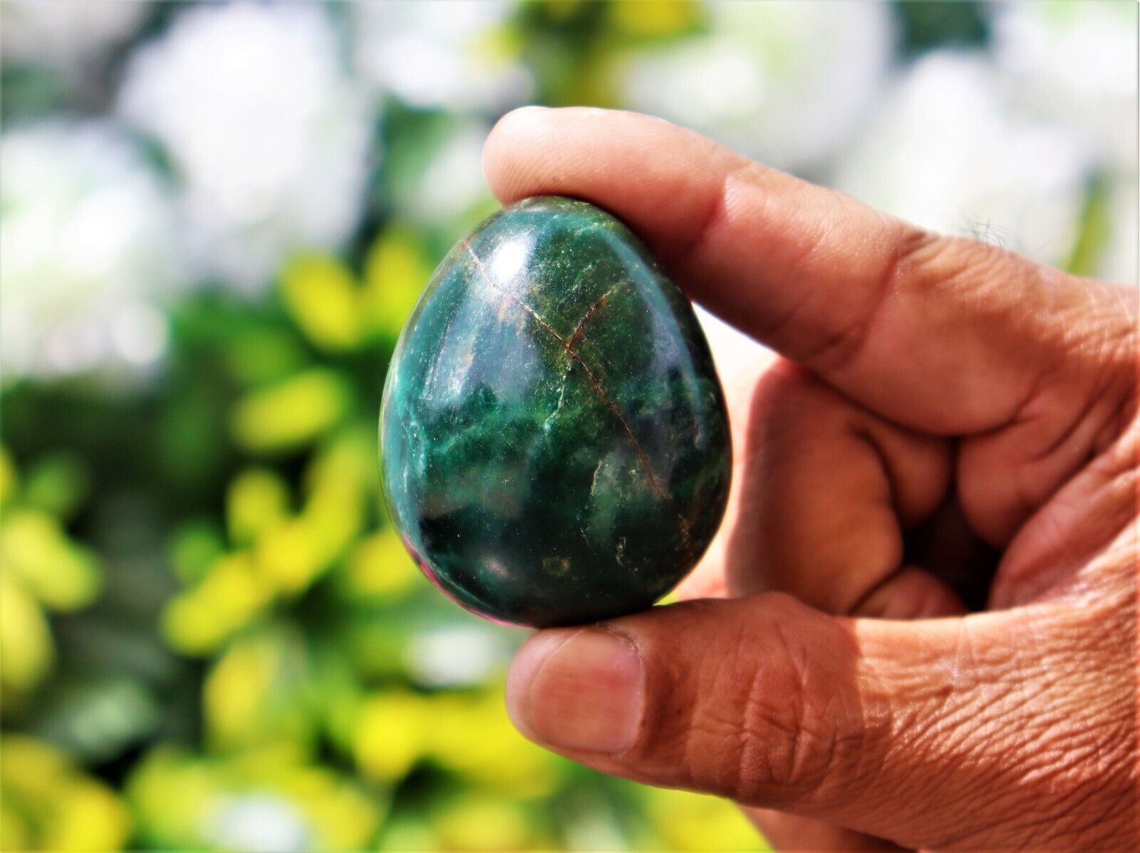 Mini 40MM Green Kyanite Metaphysical Spirit Aura Power Chakra Stone Healing Egg