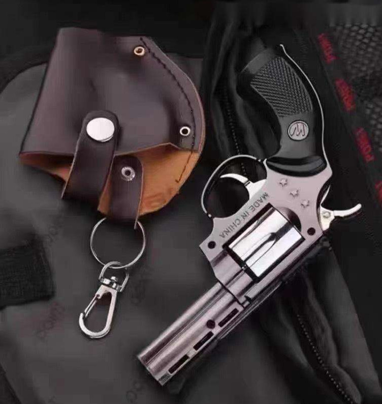 Revolver Refillable Torch Flame Inflatable Pistol Cigarette Gun Lighter W/Pouch
