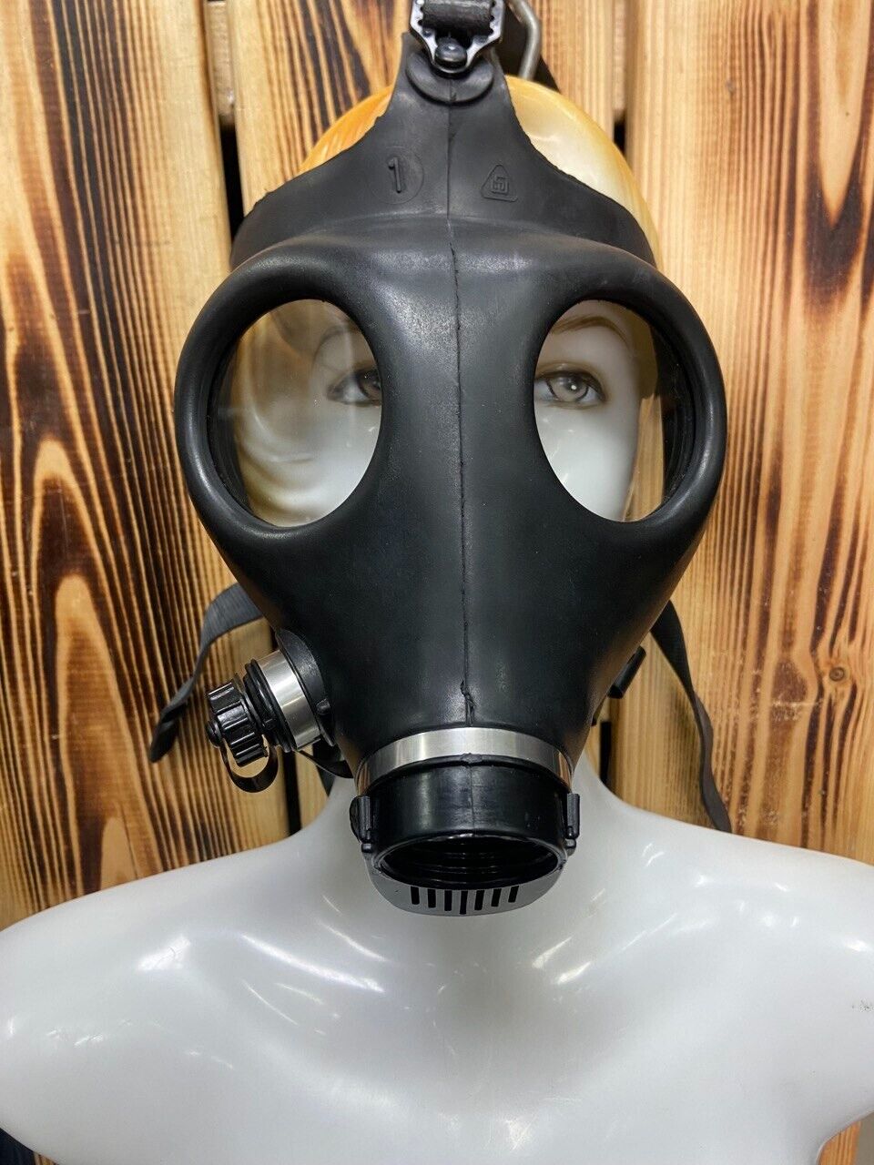 Original Israeli Protective Gas Mask Big Size Without Filter Original And Sealed