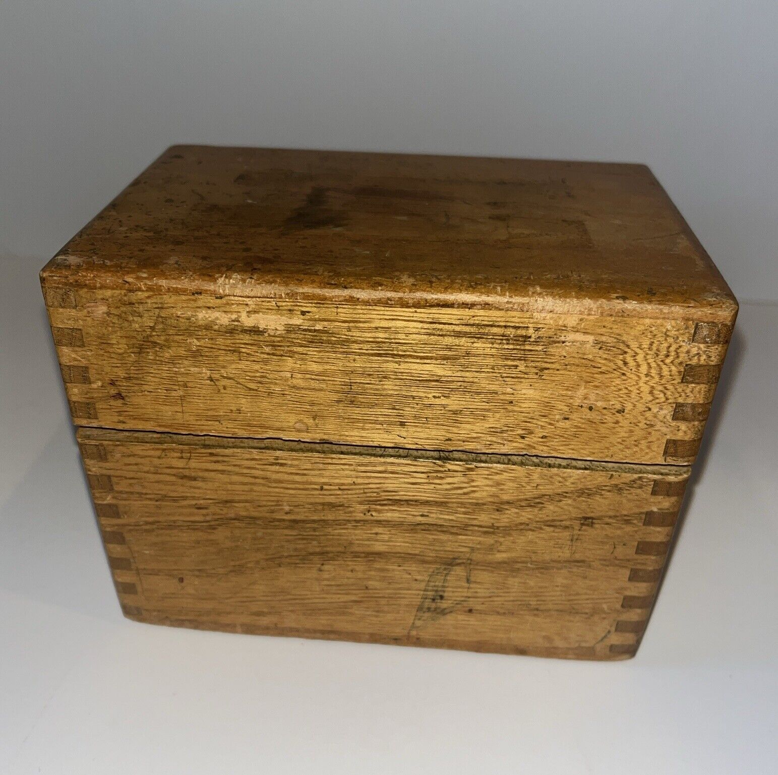 Vintage 1963 Oak Wooden Recipe File Index Card Box Hinged Lid Dovetailed Joints