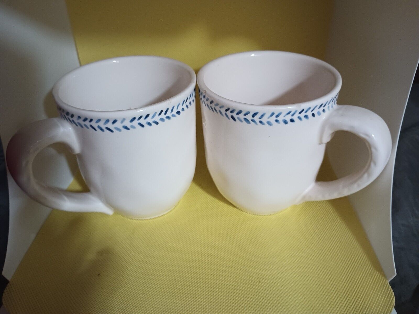 Vintage set of two pier 1 Blue And White coffee mug set