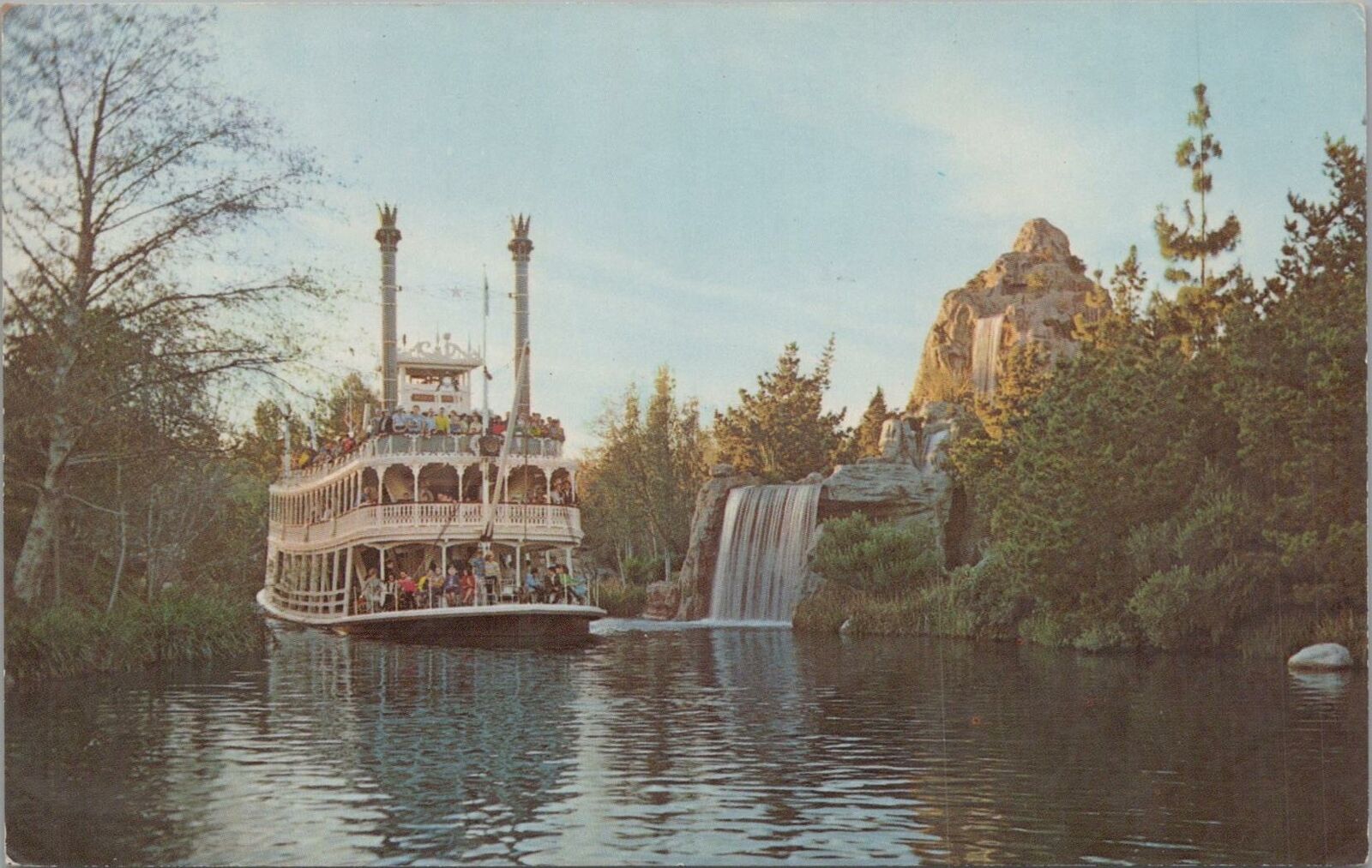 Postcard Disneyland The Magic Kington Mark Twain Rivers of America 