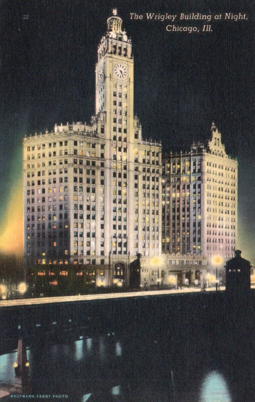 Postcard IL Chicago Illinois Wrigley Building by Night Linen Vintage PC H4101