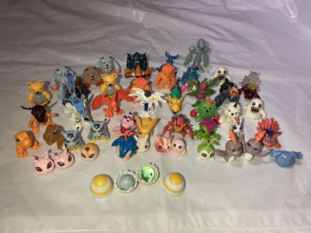 Digimon Figures 48 Pieces