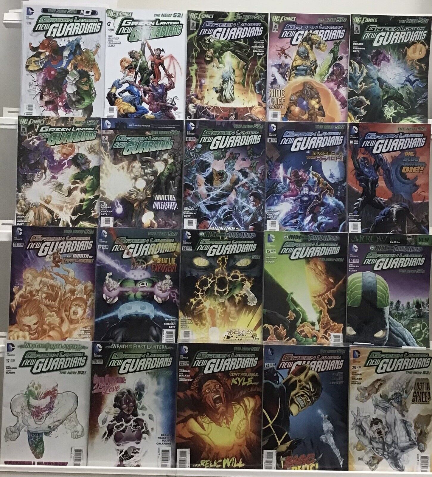 DC Comics - Green Lantern New Guardians - Comic Book Lot Of 20