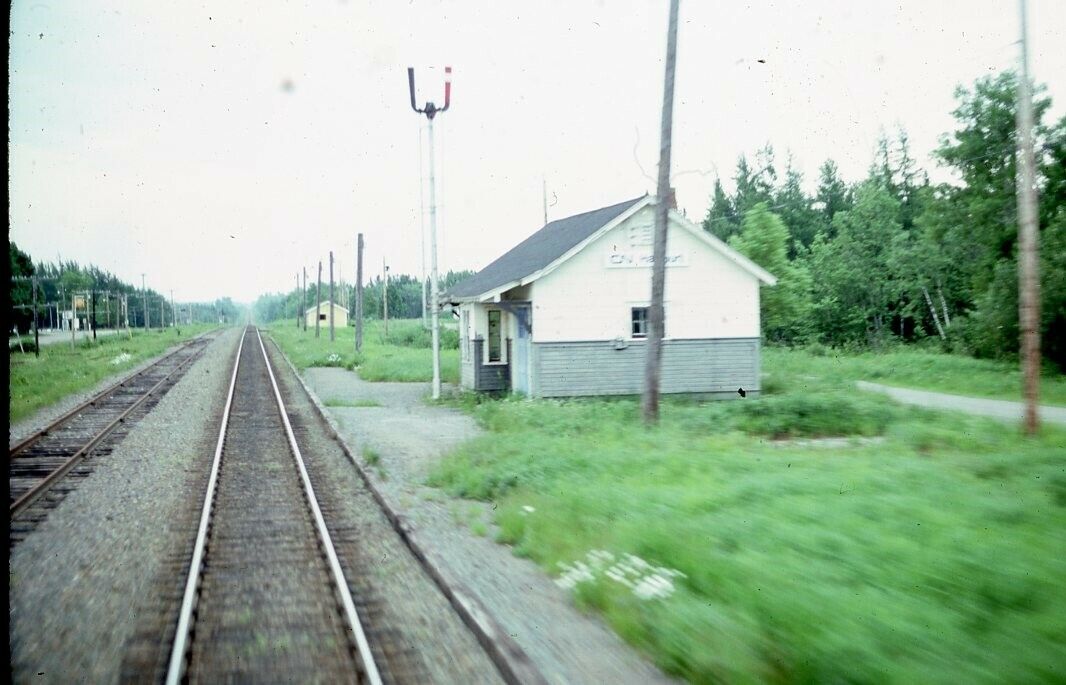 CN CANADIAN NATIONAL Railroad Train Station Depot at Speed Original Photo Slide