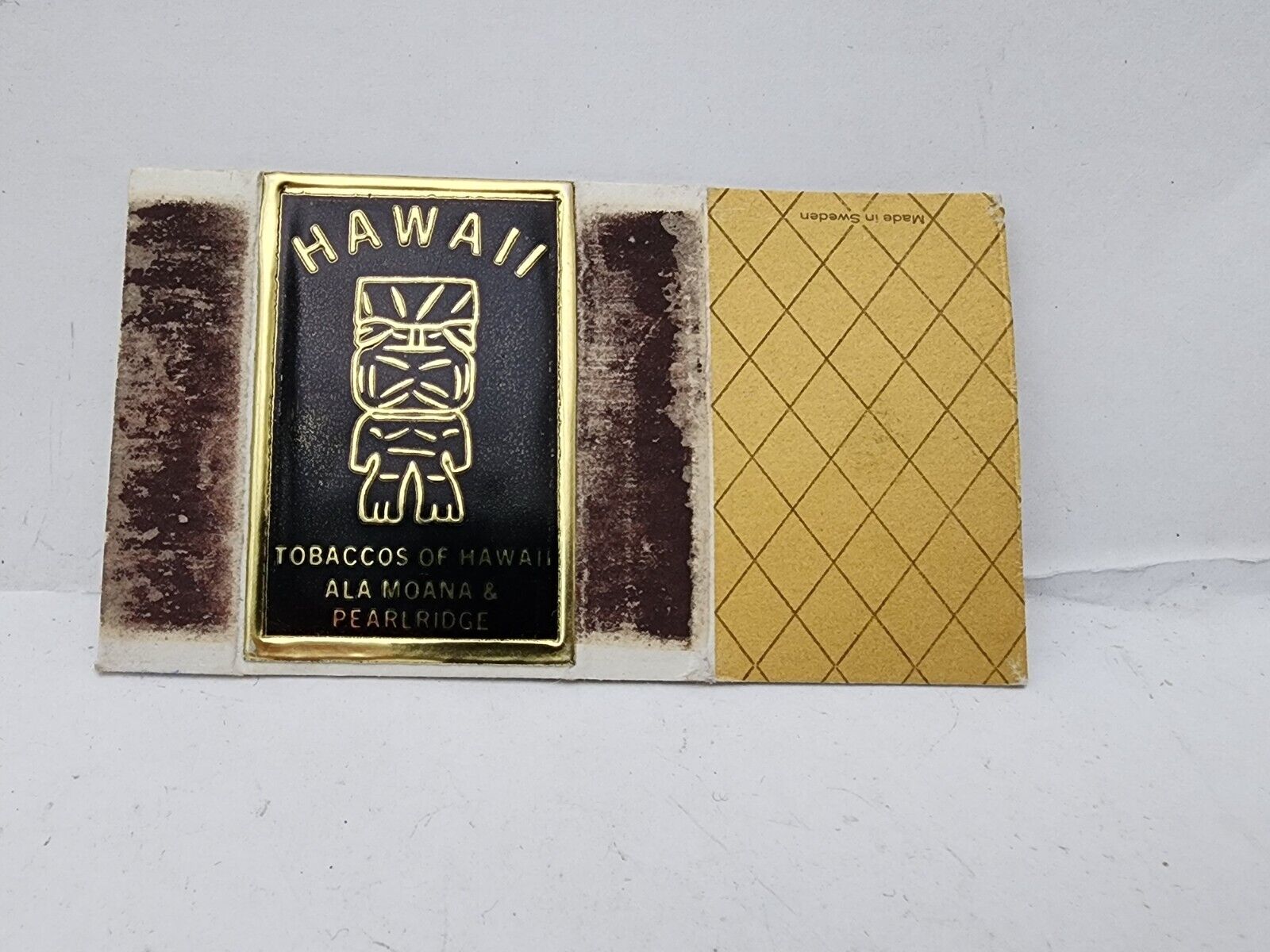 Vintage Matchbook Cover - Hawaii Tobaccos Ala Moana & Pearlridge HI Matchbox