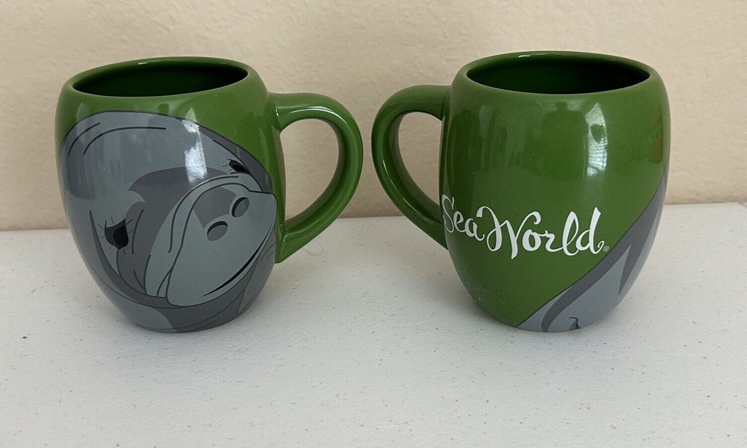 Sea World Green Ceramic Coffee Mug Seal Sea Lion 18 oz Souvenir Cup Set