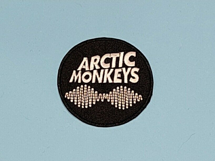 Rock Music Sew / Iron On Embroidered Patch:- Arctic Monkeys (c)