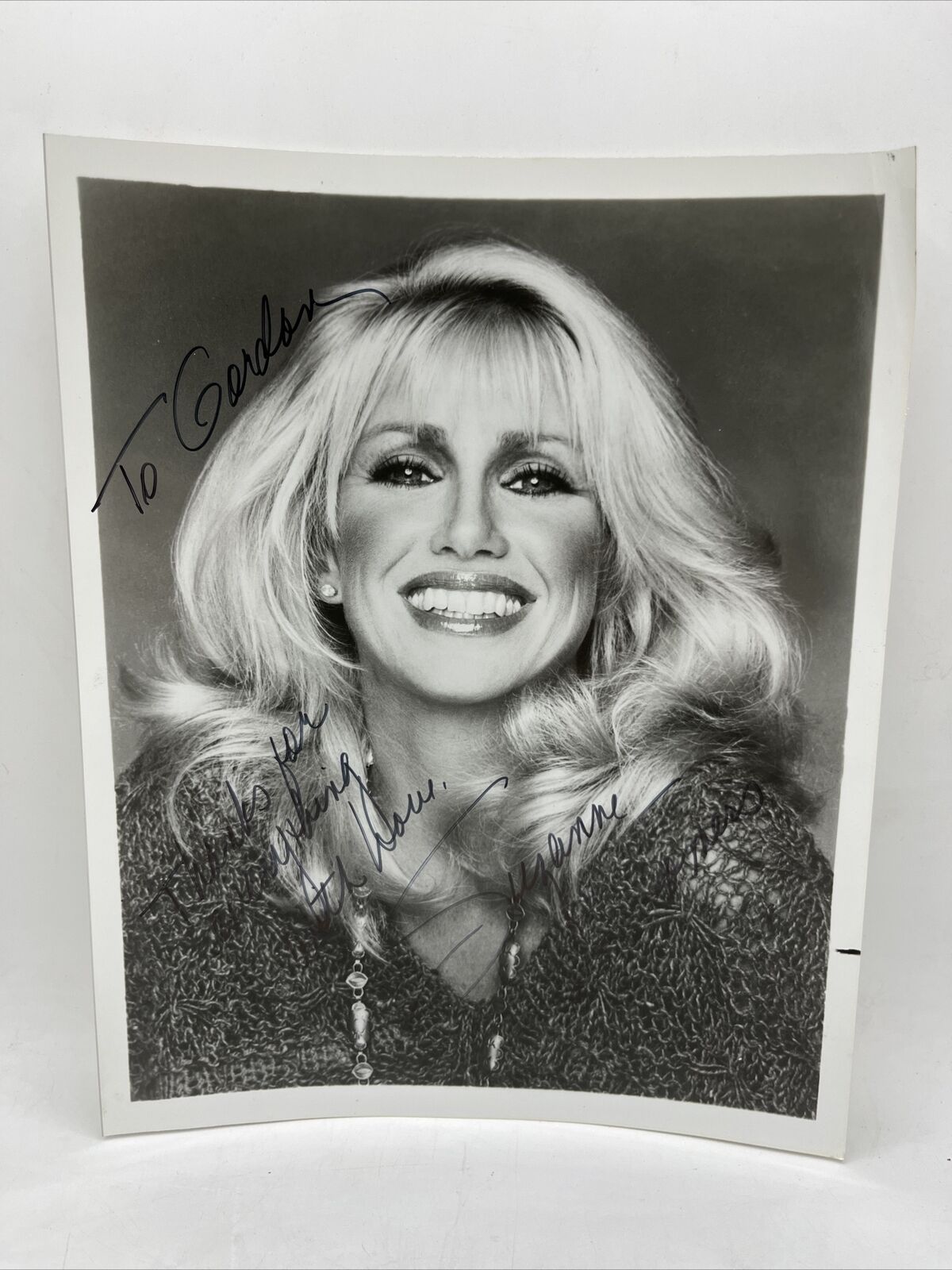 SUZANNE SOMERS SIGNED 8X10 PHOTO VINTAGE THREES COMPANY AUTOGRAPH TO GORDON