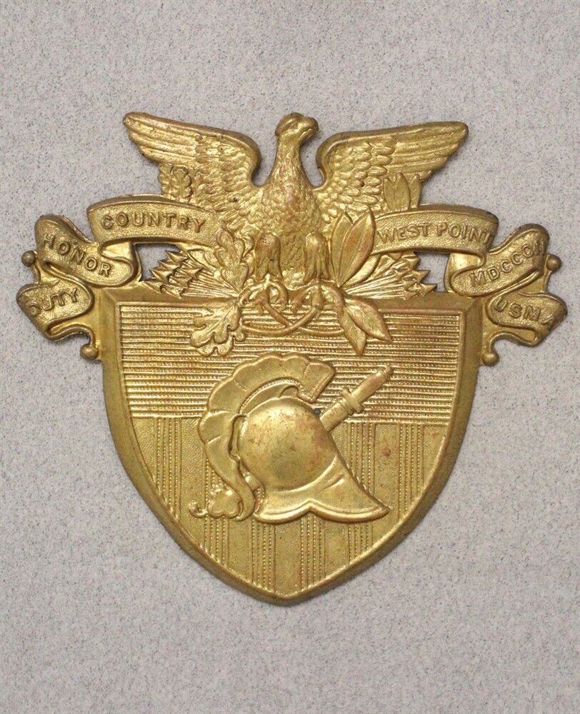 U.S. Military Academy, West Point Shako Badge, Pre-1923 design Facing Right 