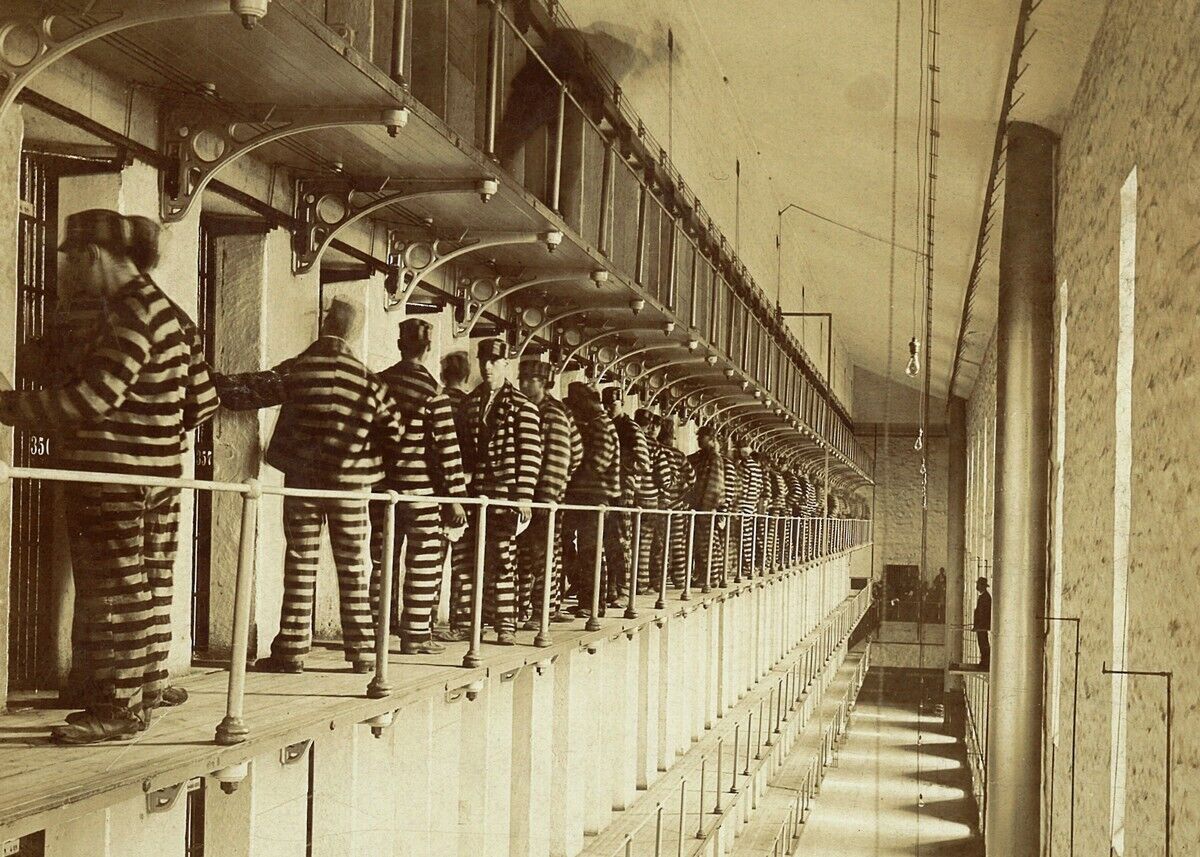 Pin Stripes Prisoneers old Joliet il. prison 1920s Vintage photo  8X10