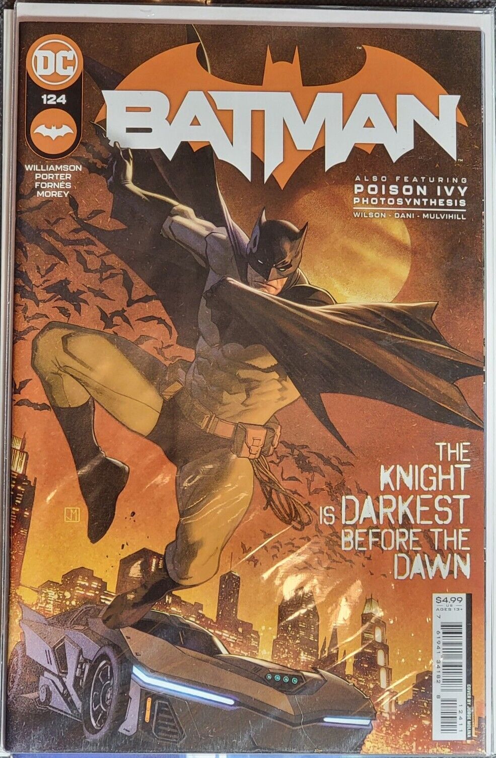 BATMAN #124 (2022)  DC Comic Book Molina Cover A Poison Ivy