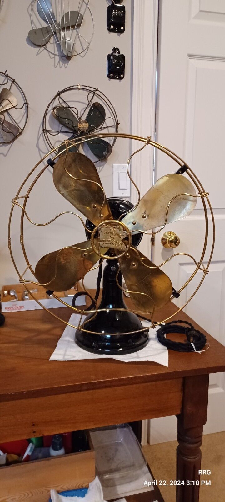 Antique Vintage  Robbins  Myers R&M Brass Oscillating Electric Fan Collectible