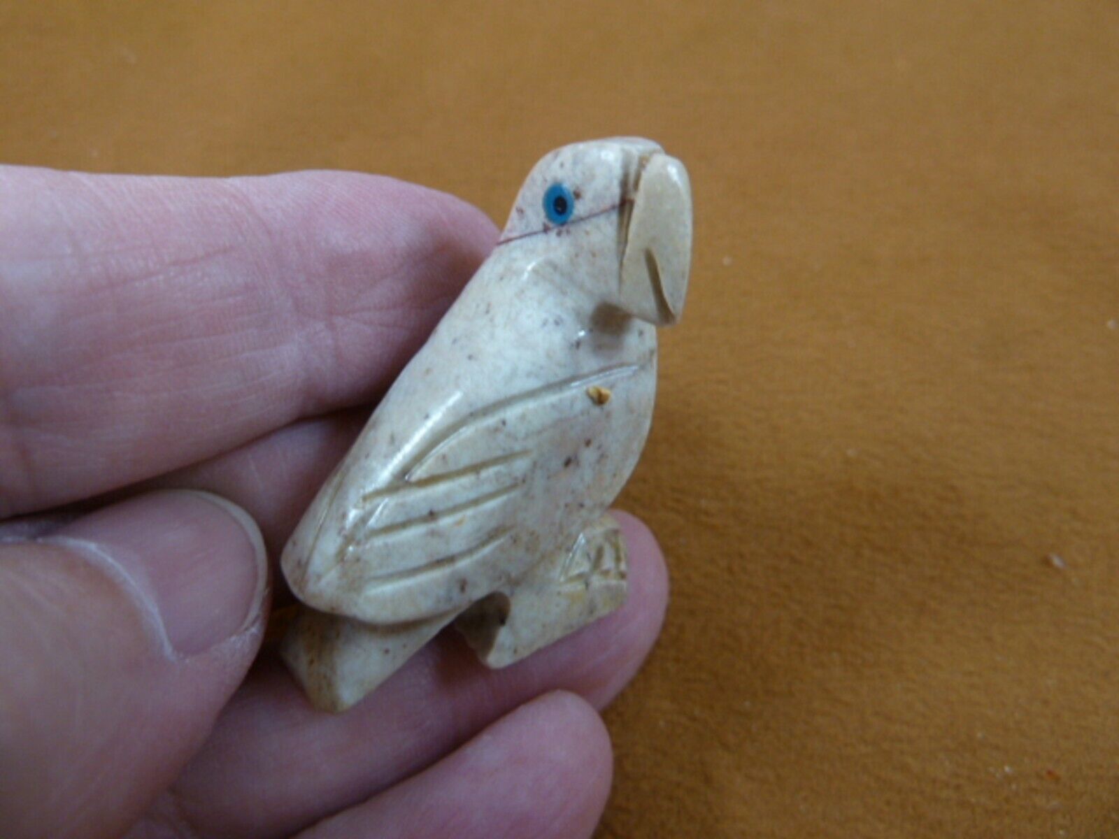 y-bir-pa-14 PARROT Macaw bird gray white gemstone SOAPSTONE figurine love birds