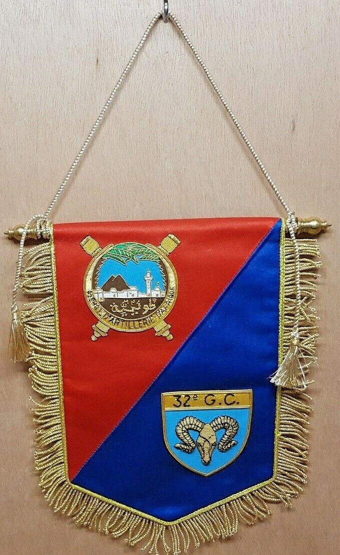 Club Flag 62 #Regiment Artillery D\'Africa 32e G. C.Wire Gold Stem Bronze