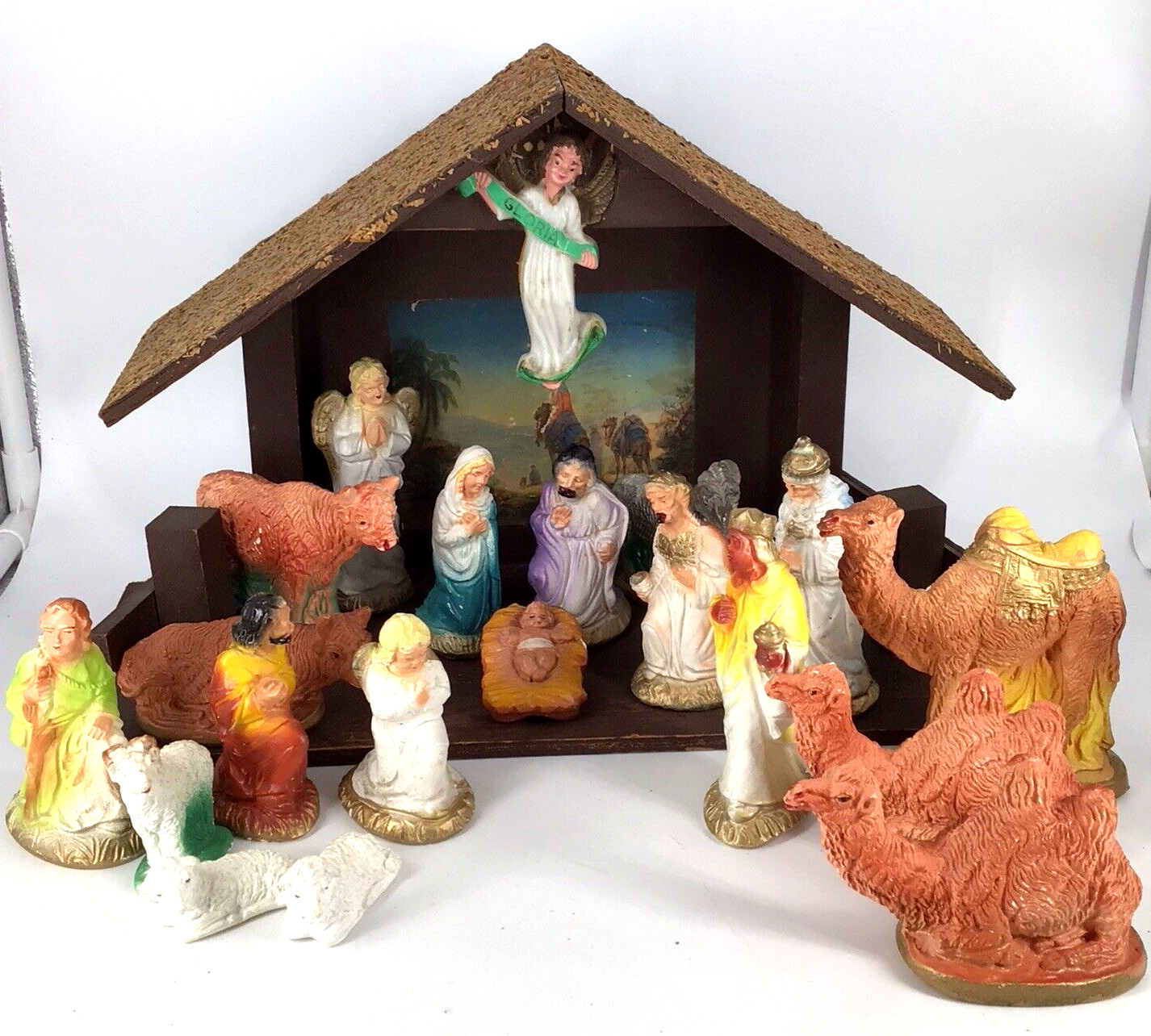 Vintage Nativity Wooden Manger Creche Stable with 19 Chalkware Figures
