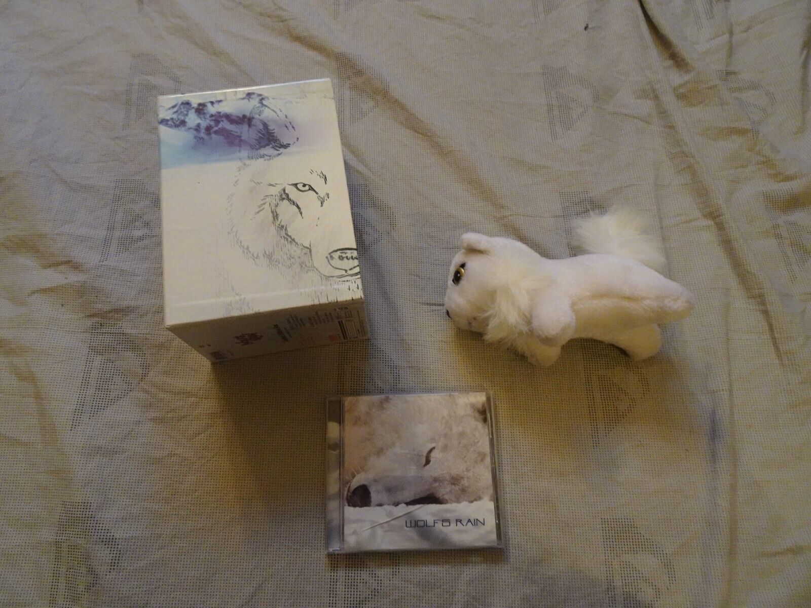 Wolf's Rain Box Set with Kiba Plushie and CD