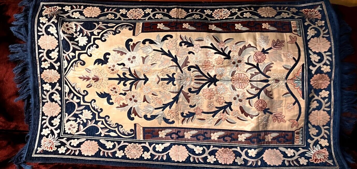wall hanging prayer rug Premium inspired floral Muslim Turkish Janamaz Sajadah