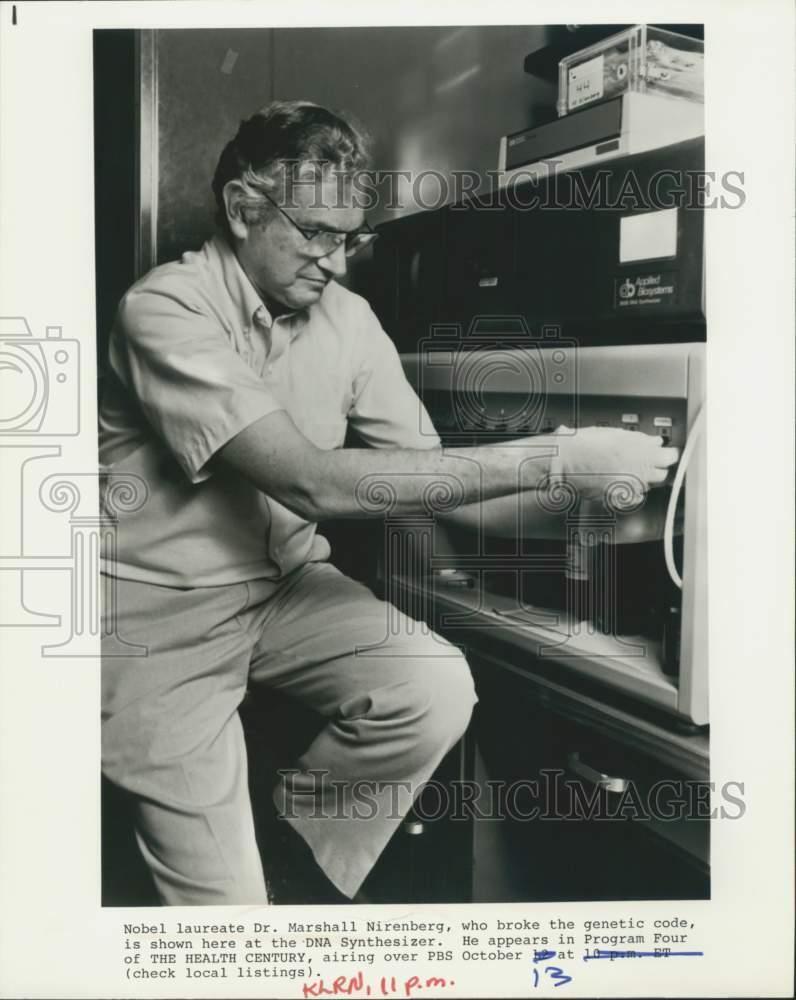 Press Photo Geneticist Dr. Marshall Nirenberg Works at DNA Synthesizer
