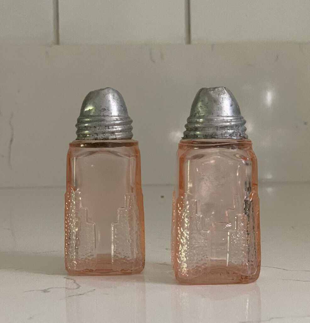 Vintage Pink Depression Glass Art Deco Design Skyscraper Salt & Pepper Shakers