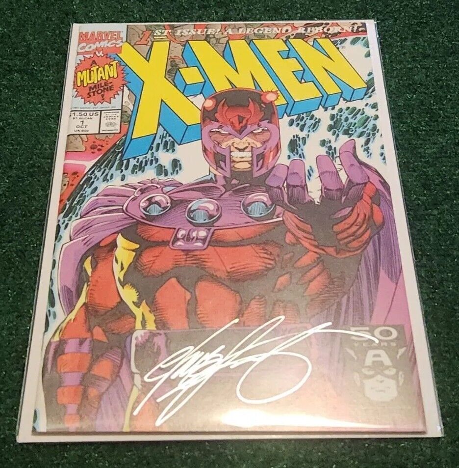 X-men #1 Group of 8 comics Signed By Chris Claremont, 1 COA