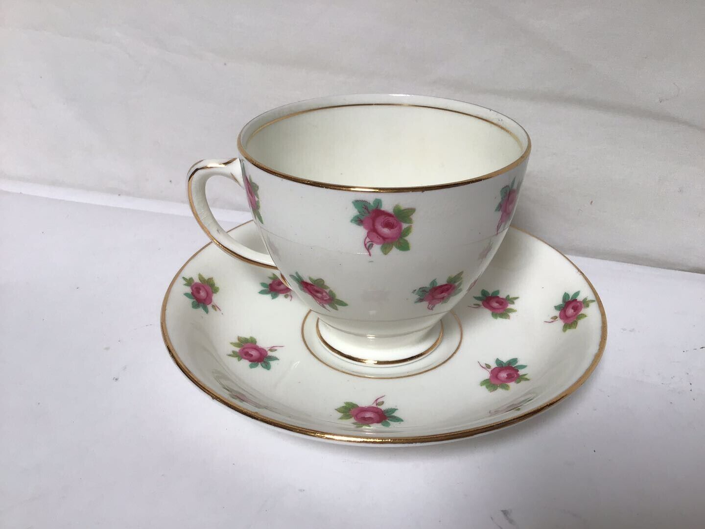 FF6 VINTAGE ANTIQUE CLASSIC OLD ROYAL SIMPSON SMITH TEACUP AND SAUCER