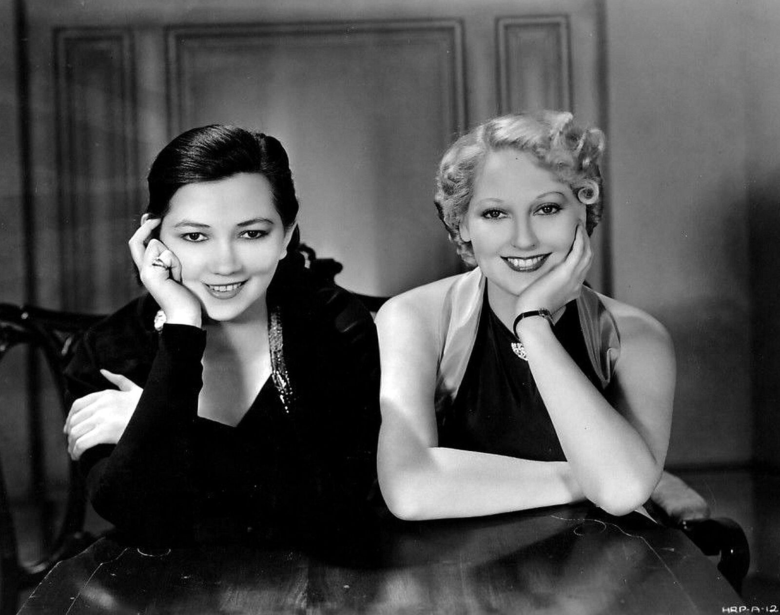 Film Legends THELMA TODD & PATSY KELLY Candid PHOTO  (170-x)