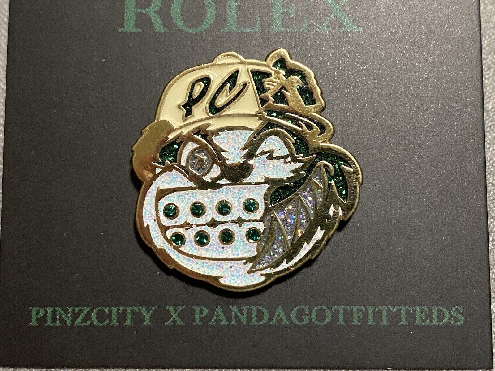 Pinzcity x Panda Got Fitteds Rolex Green Gold White scare bear hat pin