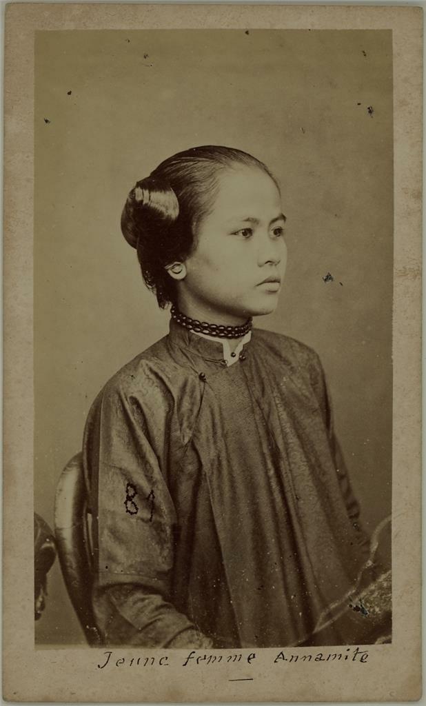 Carte de visite of an Annamite girl from Vietnam.  Ca. 1875-79. Emile Gsell. cdv