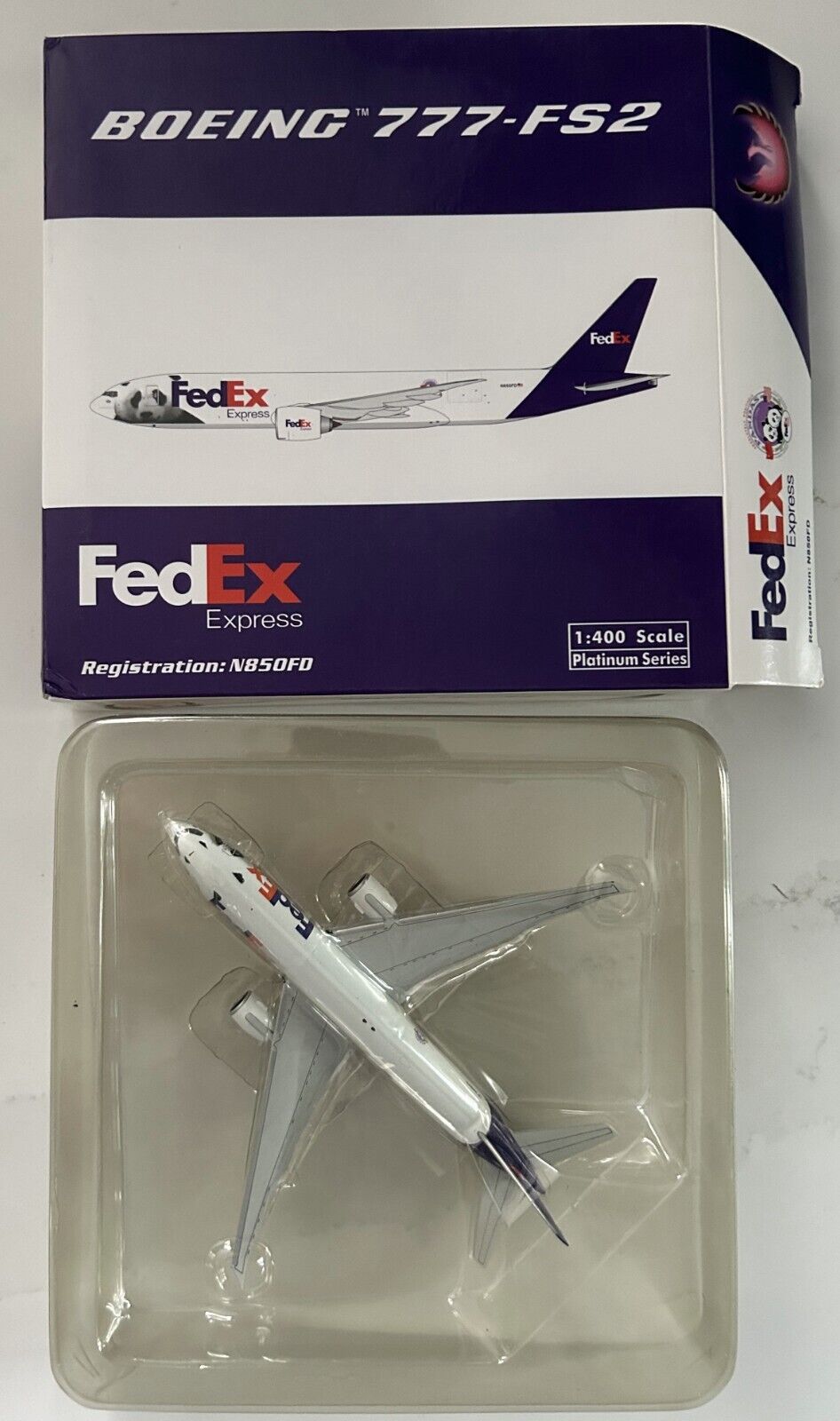 Phoenix 1/400  Rare 777-FS2 FED EX Panda