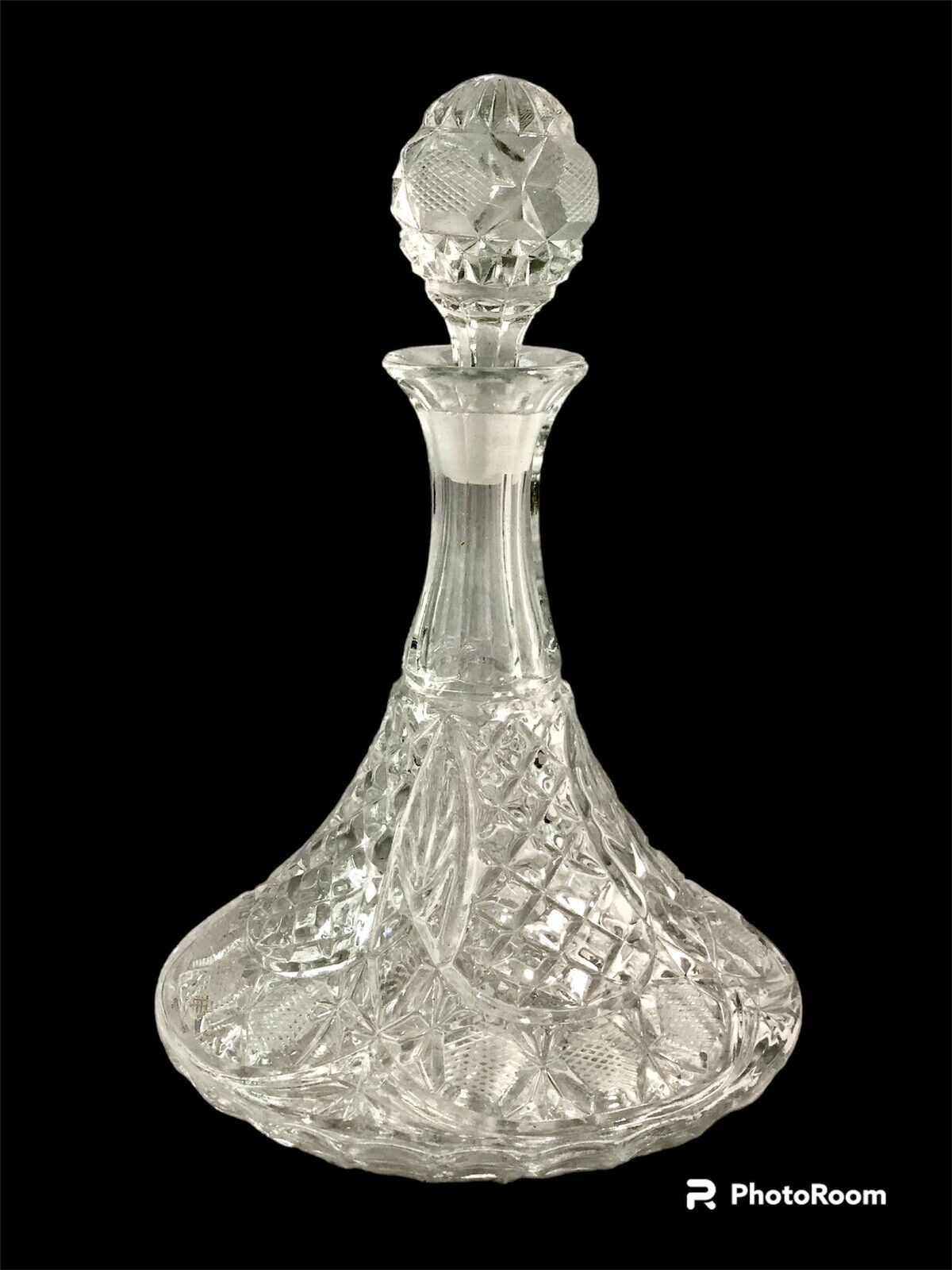 Stunning Vintage Deep Cut Glass Clear Ship\'s Decanter w/Stopper - Heavy
