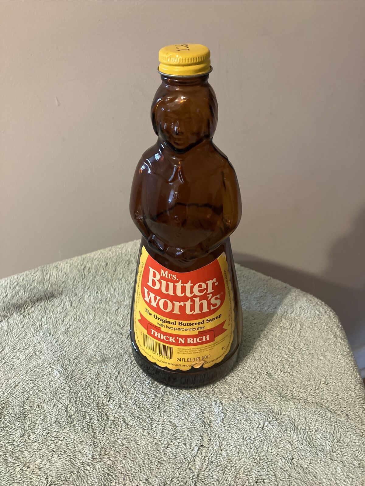 Vintage Mrs. Butterworth’s Syrup Glass Bottle  Thick 'N Rich Label 24