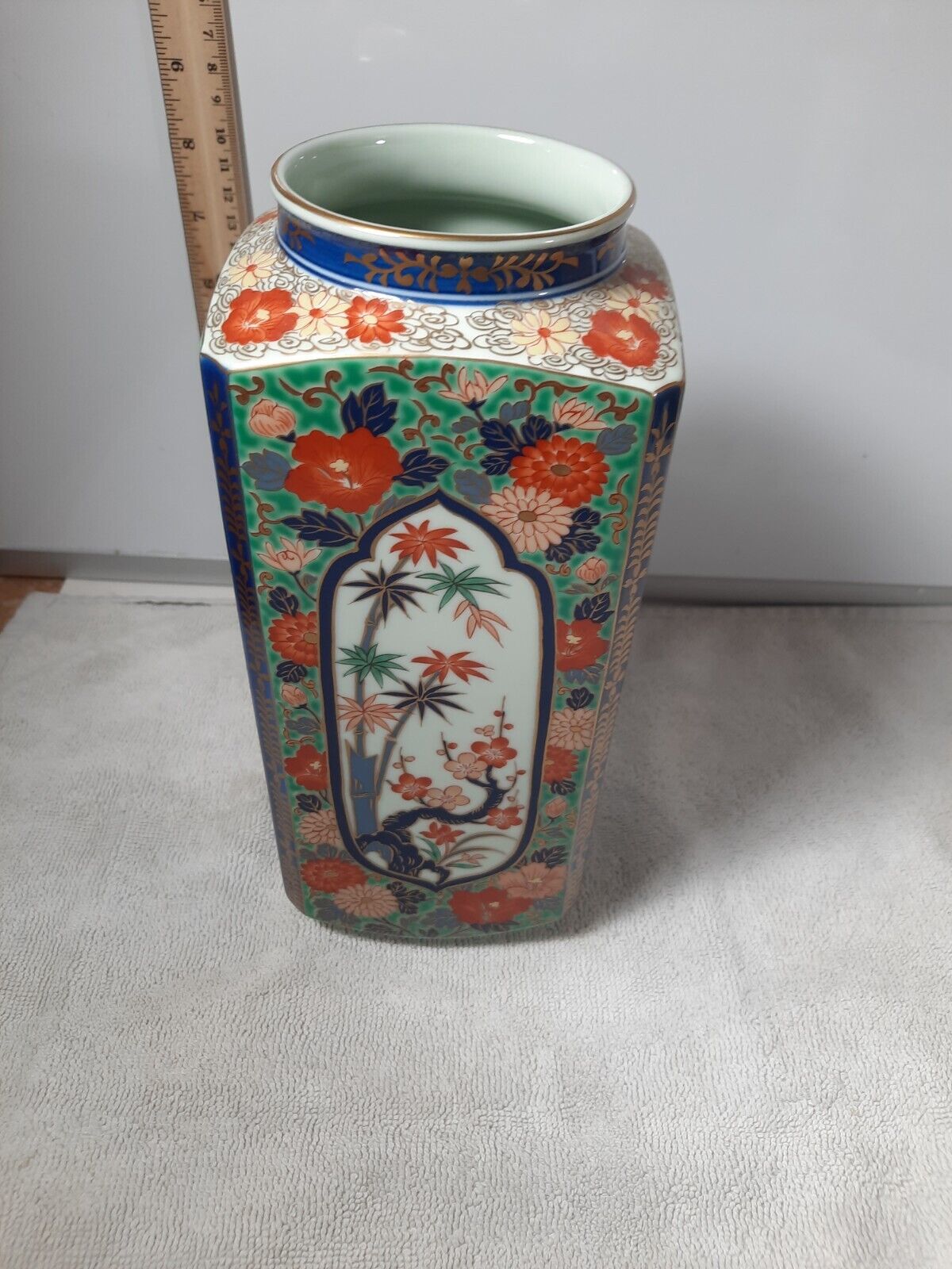 Arita yaki porcelain Flower pot Vase Handcraft Old Imari style Furong FUyo Japan