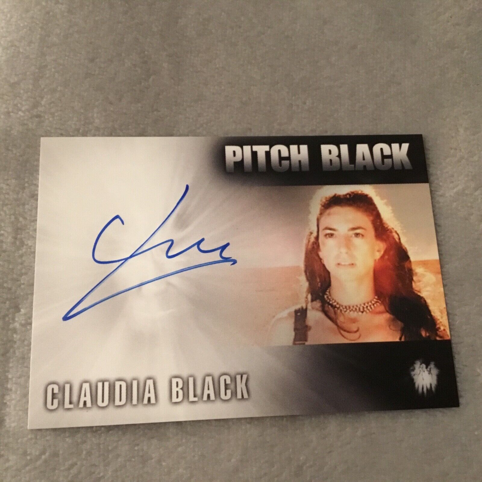 Claudia Black Signed Pitch Black Authentic Autograph Card RARE Rittenhouse