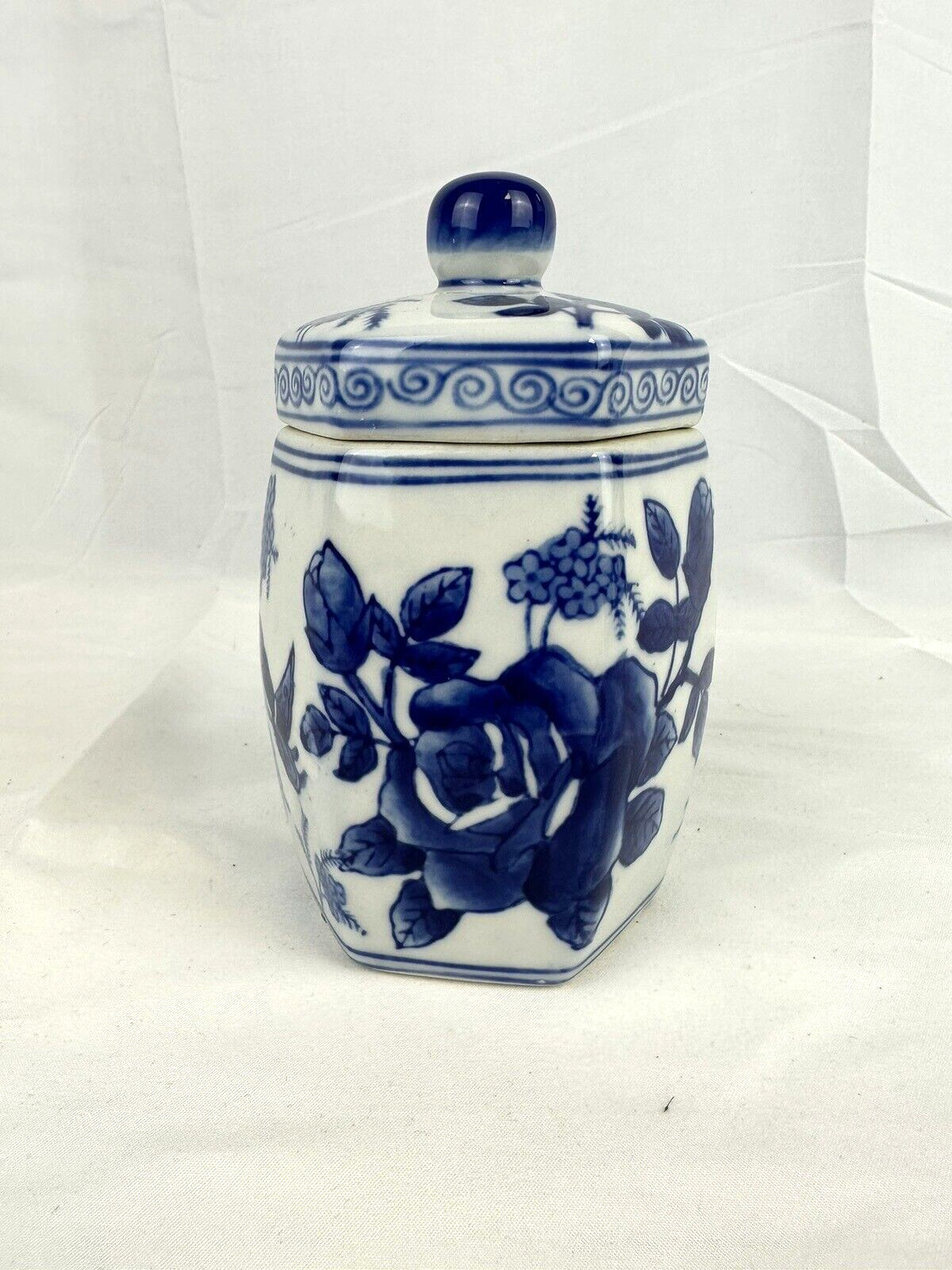 Vintage Lidded Jar Blue and White Porcelain Roses Butterflies Chinese Signed B13