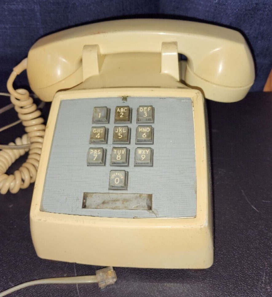Vintage Western Electric Beige 1500D 10 Button Touch Tone Phone Telephone