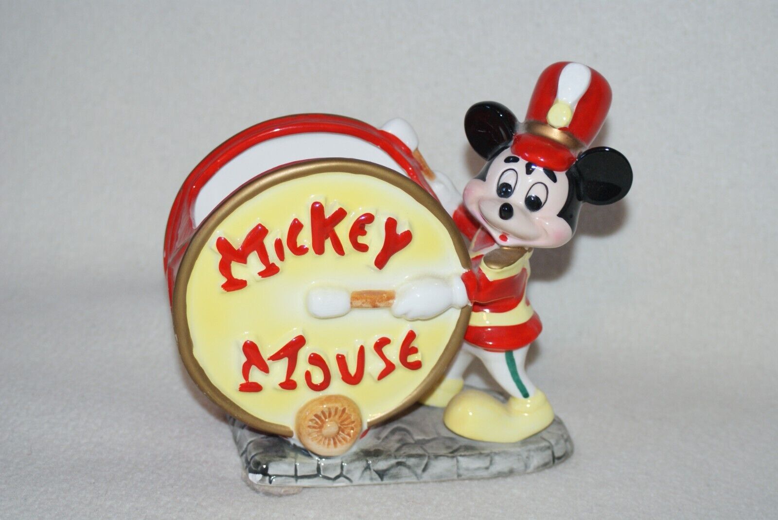 Vintage Rare Walt Disney Drum Major Mickey Planter/Pencil Hold -Ceramic -Used/VG