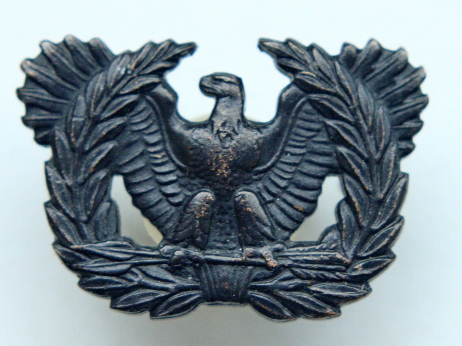 United States USA Army Vice Officer Collar Cap Badge