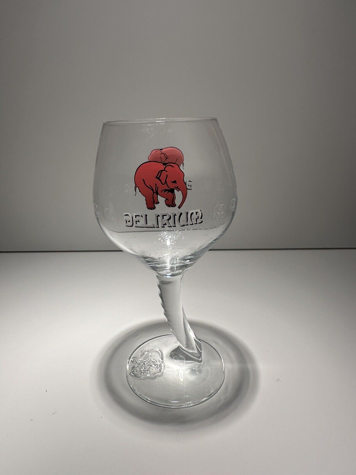 DELIRIUM Pink Elephant Logo Image Trunk Stemmed .33l Pedestal Beer Chalice Glass