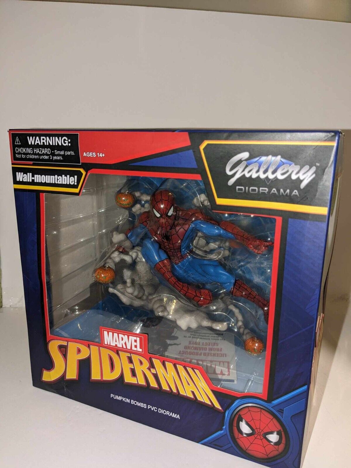 Marvel : Spiderman Gallery Diorama Figurine